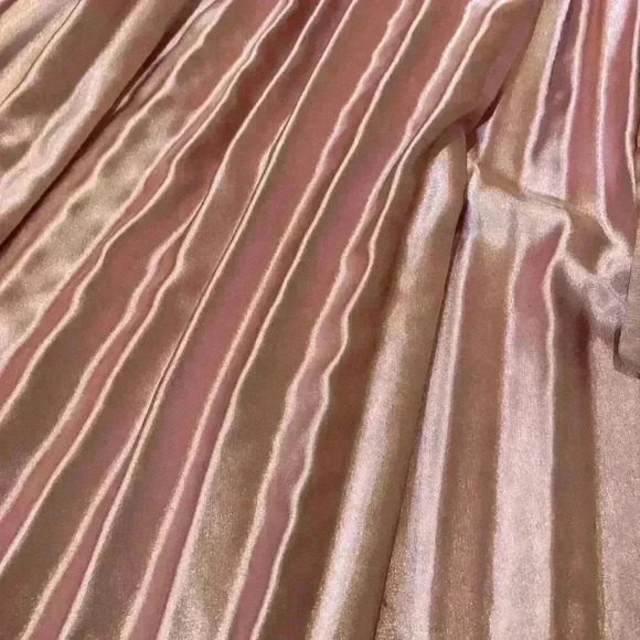 Satin Pleated Midi Dress Pretty Little Thing dusty rose size 10 exc con - Picture 8 of 10